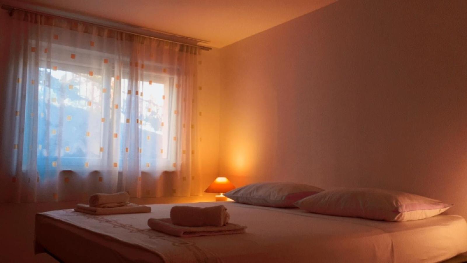 Apartment Jakov With Boat Mooring Zaboric Bagian luar foto
